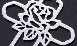 lănțișor cu cruce